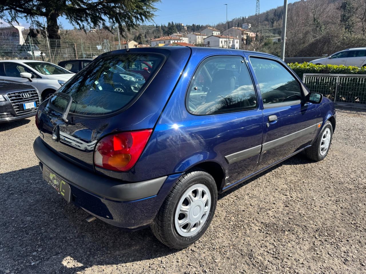 Ford Fiesta 1.2i 16V cat 3 porte Ghia