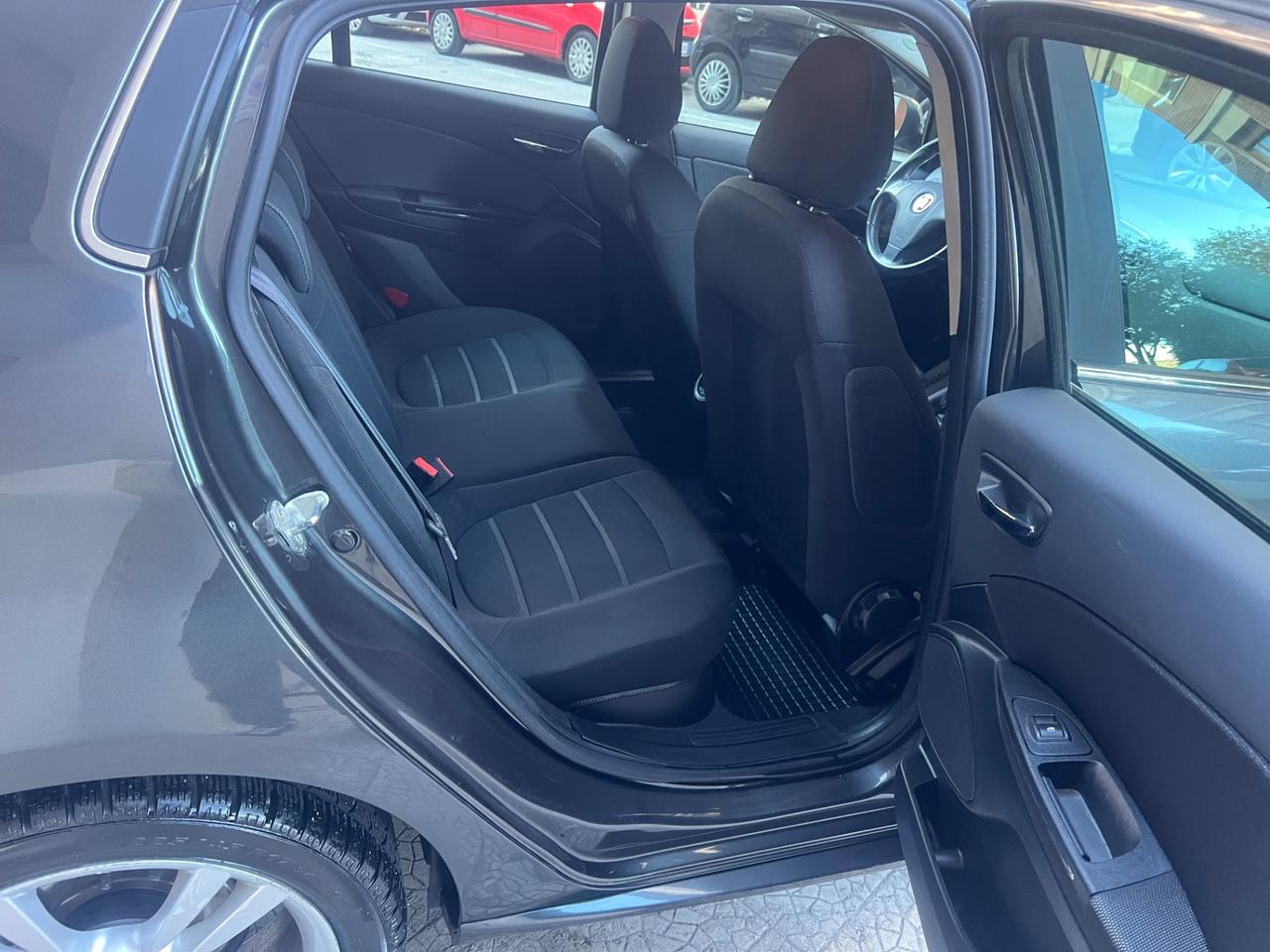 FIAT BRAVO 1.6 MJT 120 CAVALLI SPORT