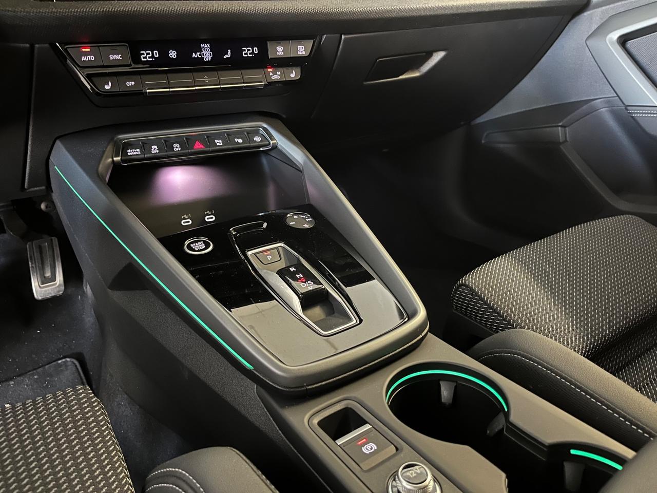 Audi A3 SPB 35 2.0 TDI S-line edition