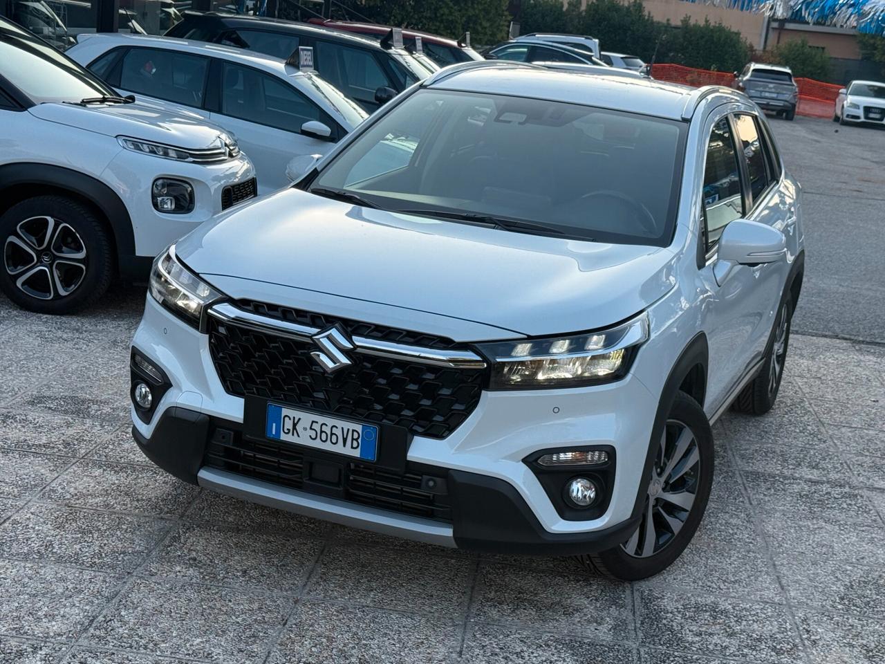 "DA VETRINA" Suzuki S-Cross 1.4 Hybrid 4WD AllGrip +GANCIO