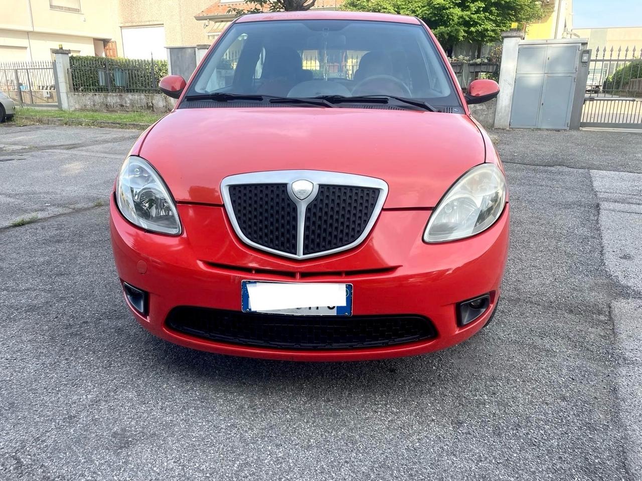 Lancia Ypsilon 1.2 Benzina per Neopatentati