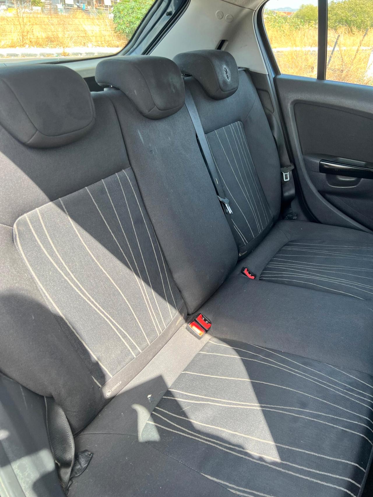 Opel Corsa 1.3CDTI 100000KM O-T-T-I-M-A