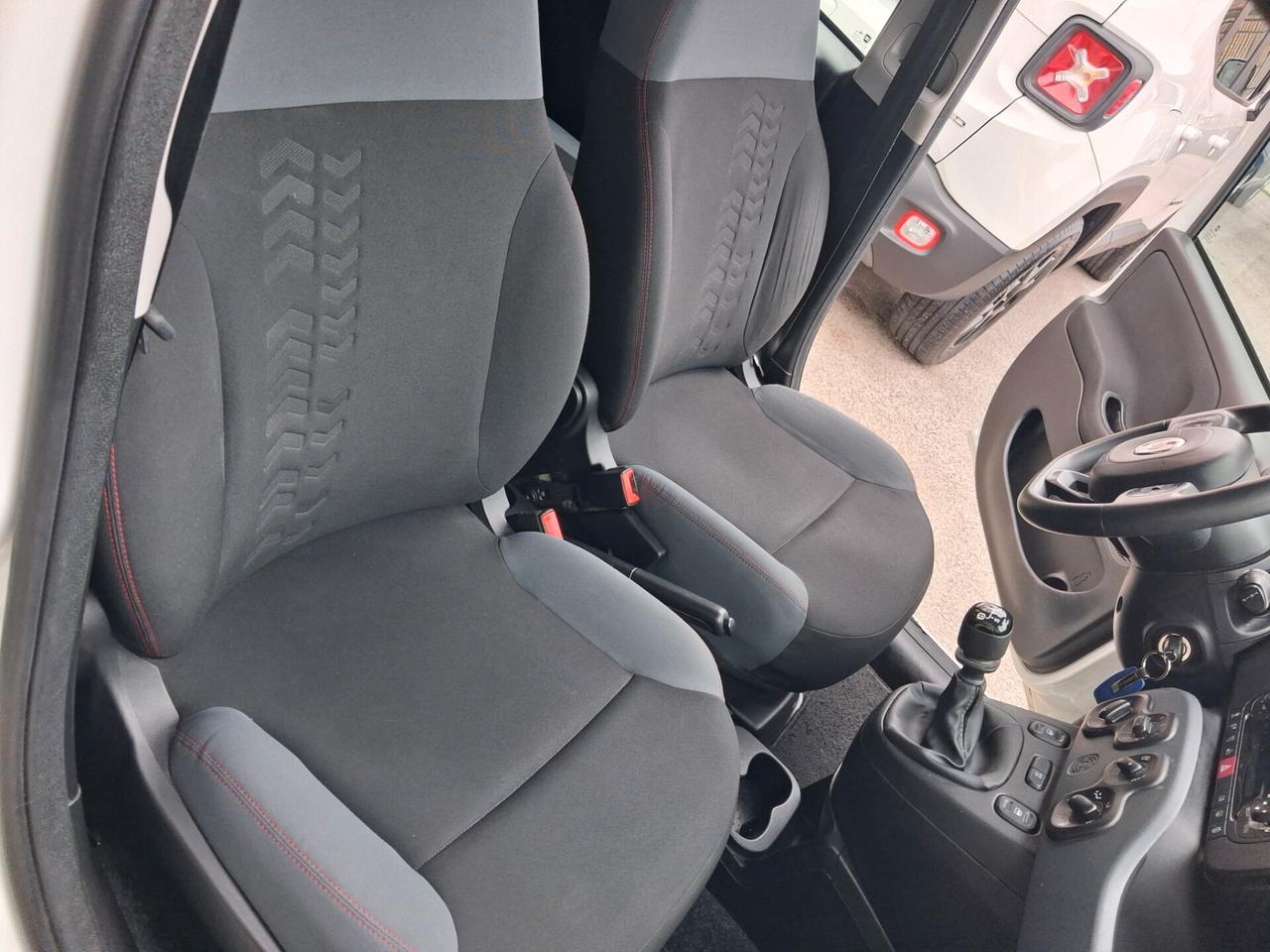 Fiat Panda 1.2 69 C.V. ITALIANA PRONTA CONSEGNA