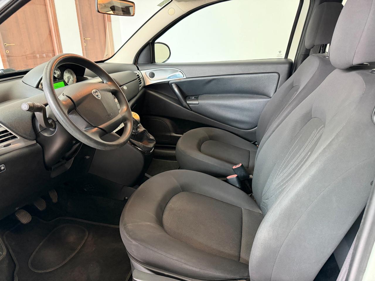 Lancia Ypsilon 2011 1.4 Unyca Ecochic GPL OK NEOPATENTATI