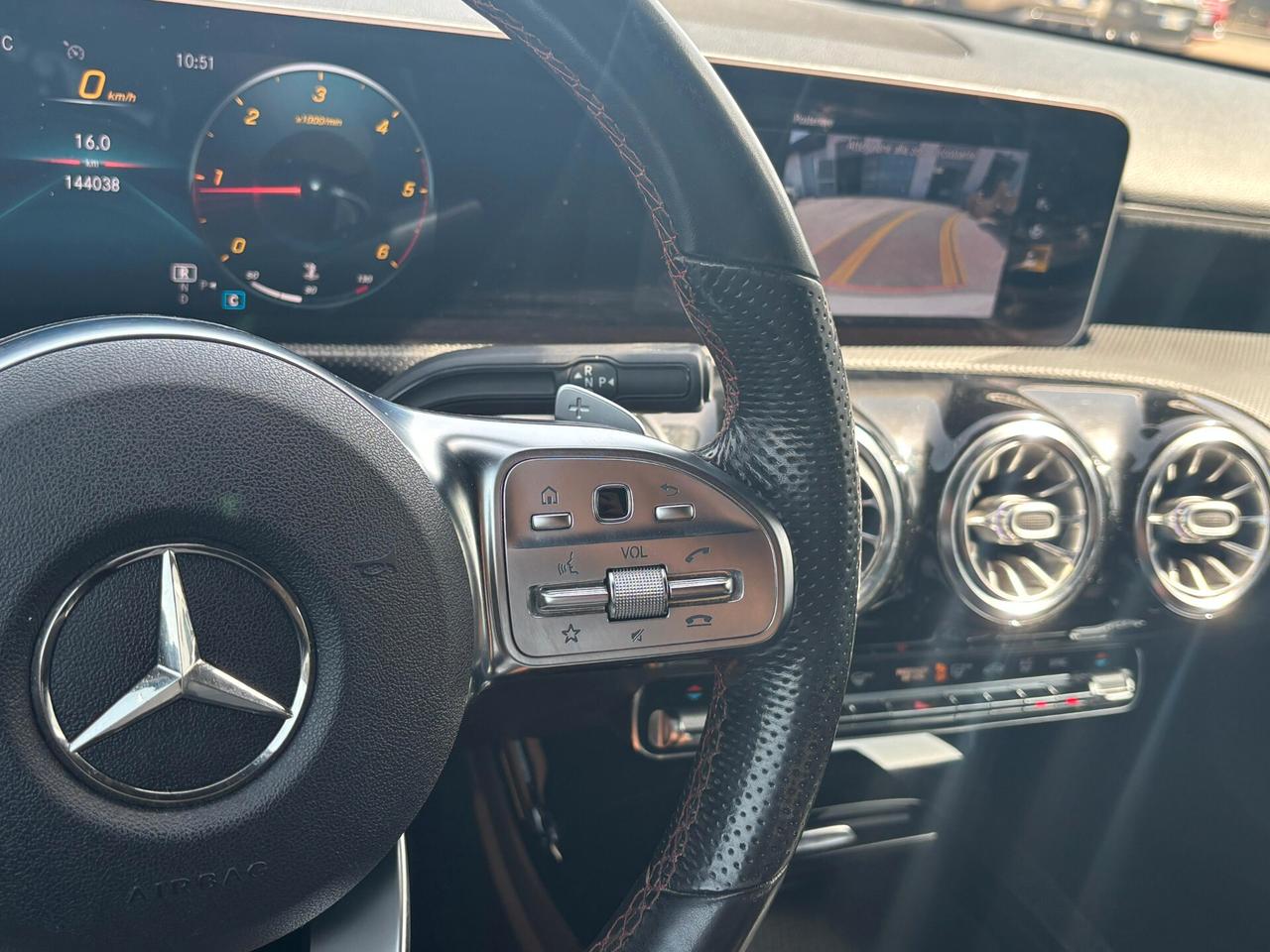 Mercedes-benz A 180 d Automatic Premium Amg Line