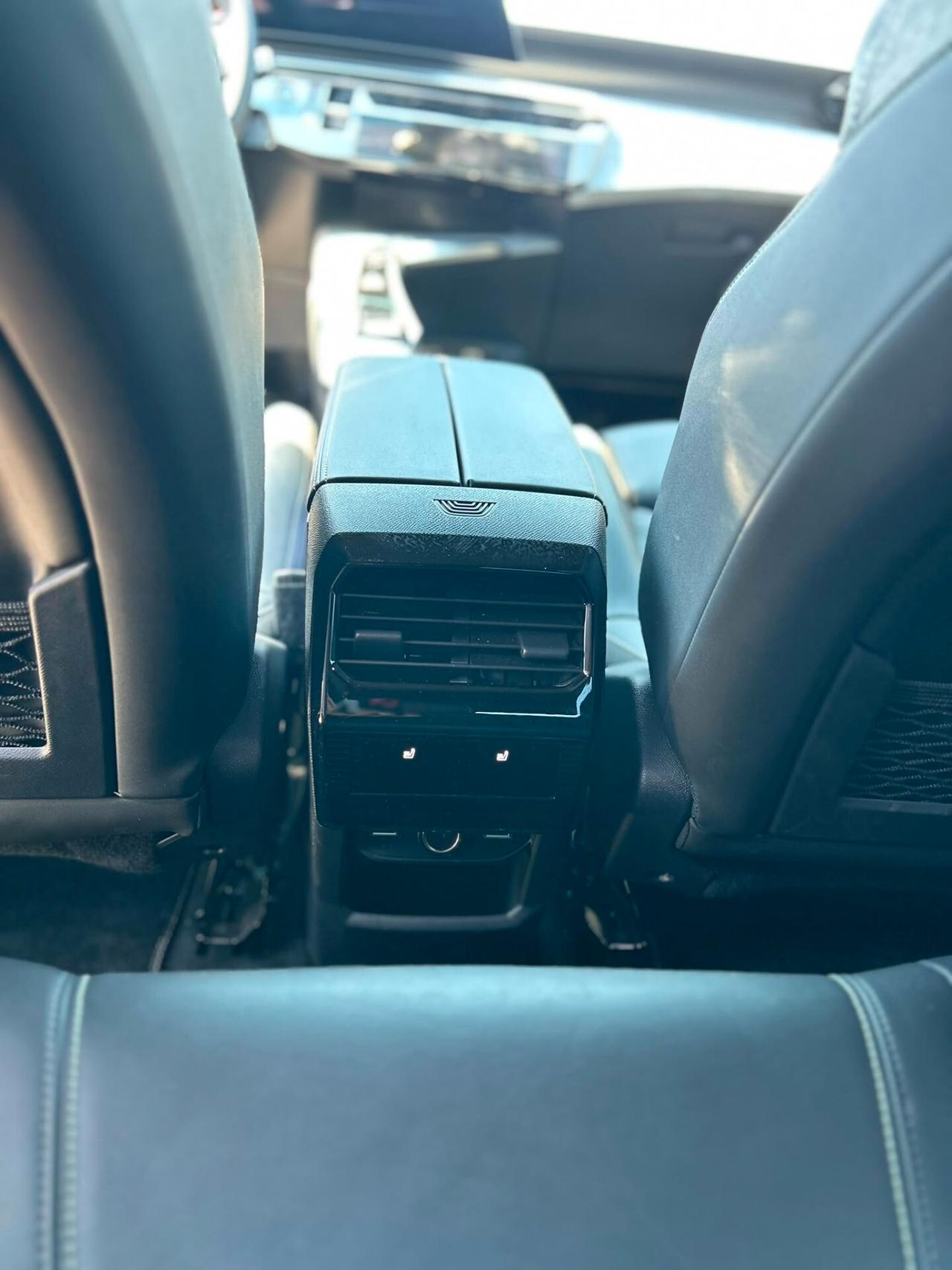 Peugeot 3008 Hybrid 136 e-DCS6 GT