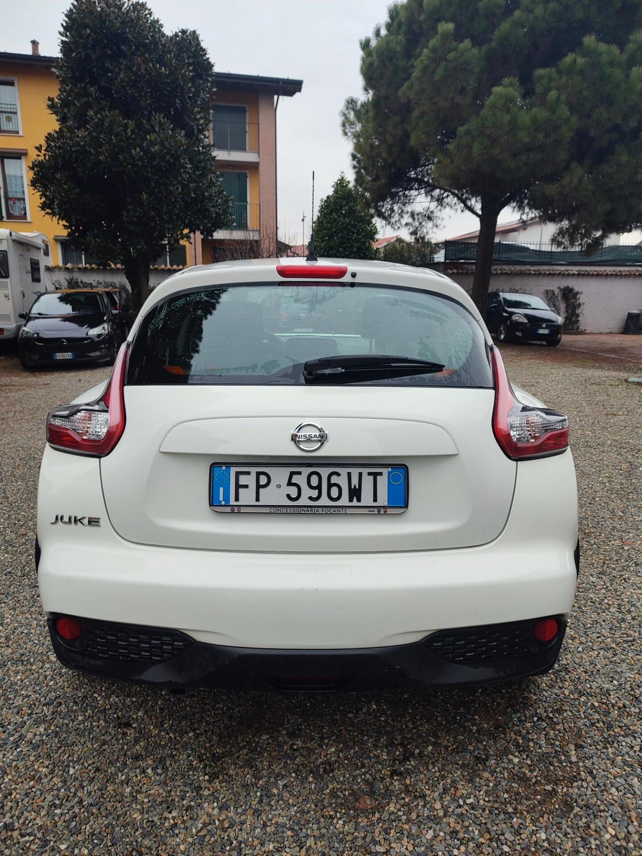 Nissan Juke 1.6 GPL Acenta