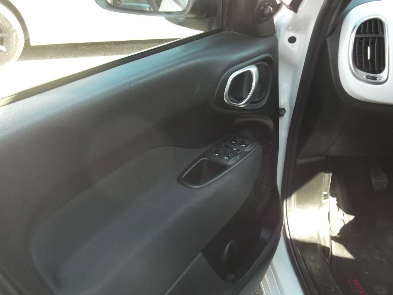 Fiat 500L Wagon 0.9 TwinAir Turbo Natural Power Lounge - 30