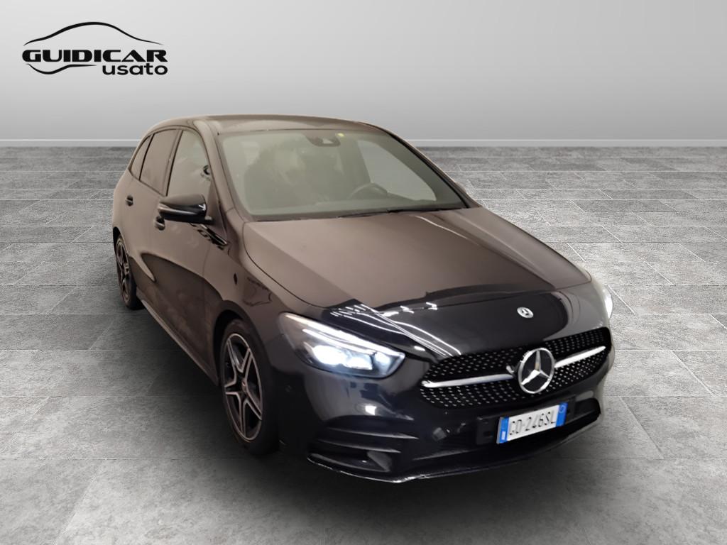 Mercedes-Benz Classe B - W247 2018 - B 180 d Premium auto