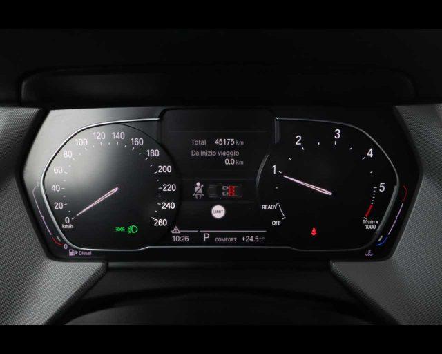BMW 116 d 5p. Business Advantage