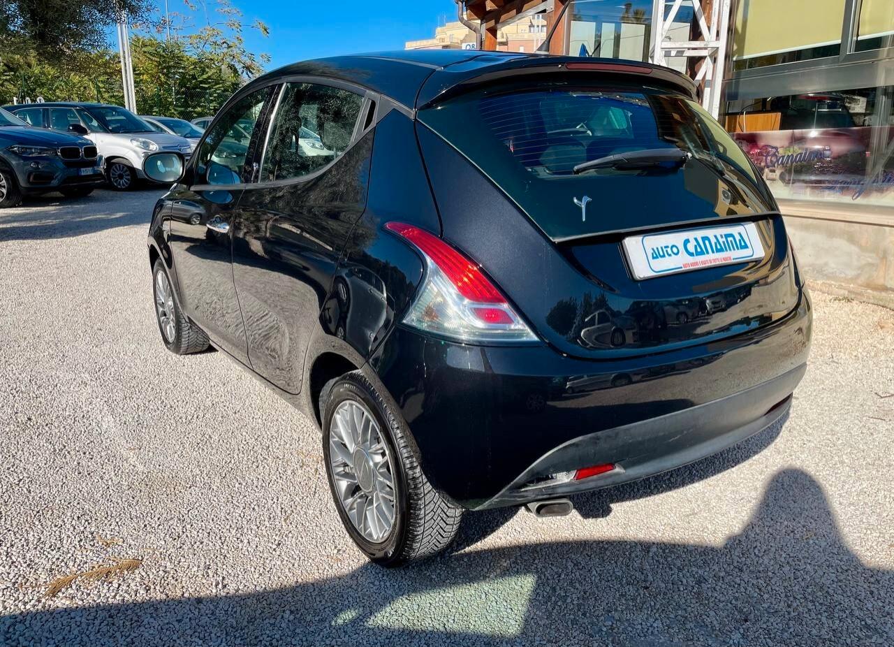 LANCIA YPSILON 1.2 B - 2013