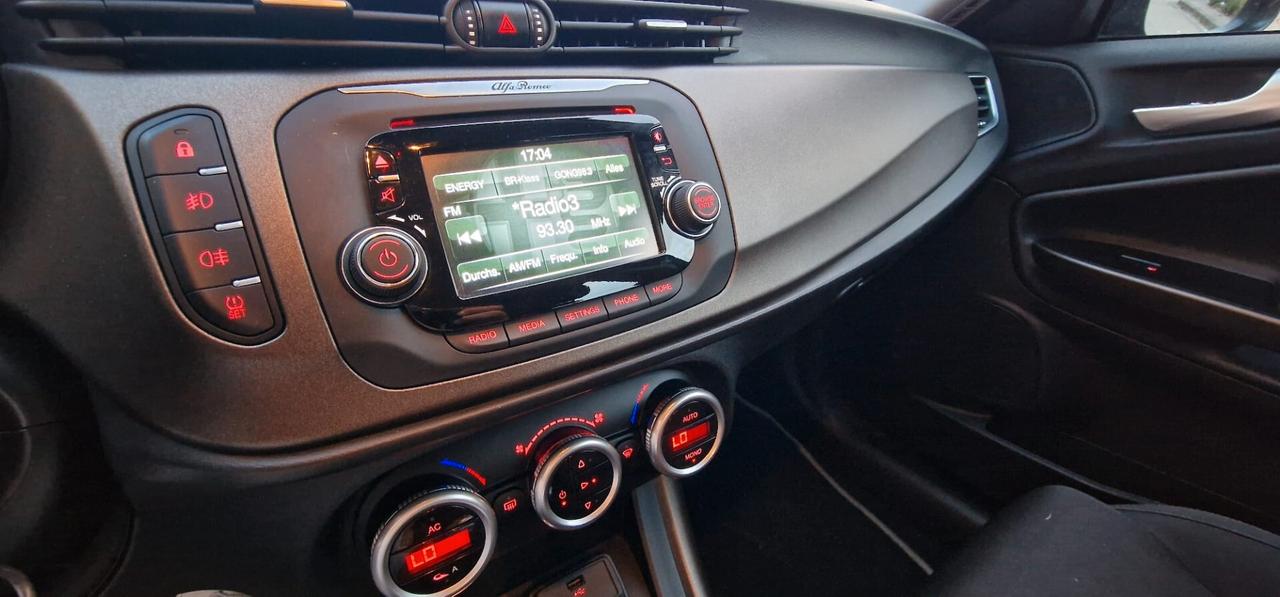 Alfa Romeo Giulietta 1.6 JTDm-2 105 CV Exclusive TOTAL BLACK