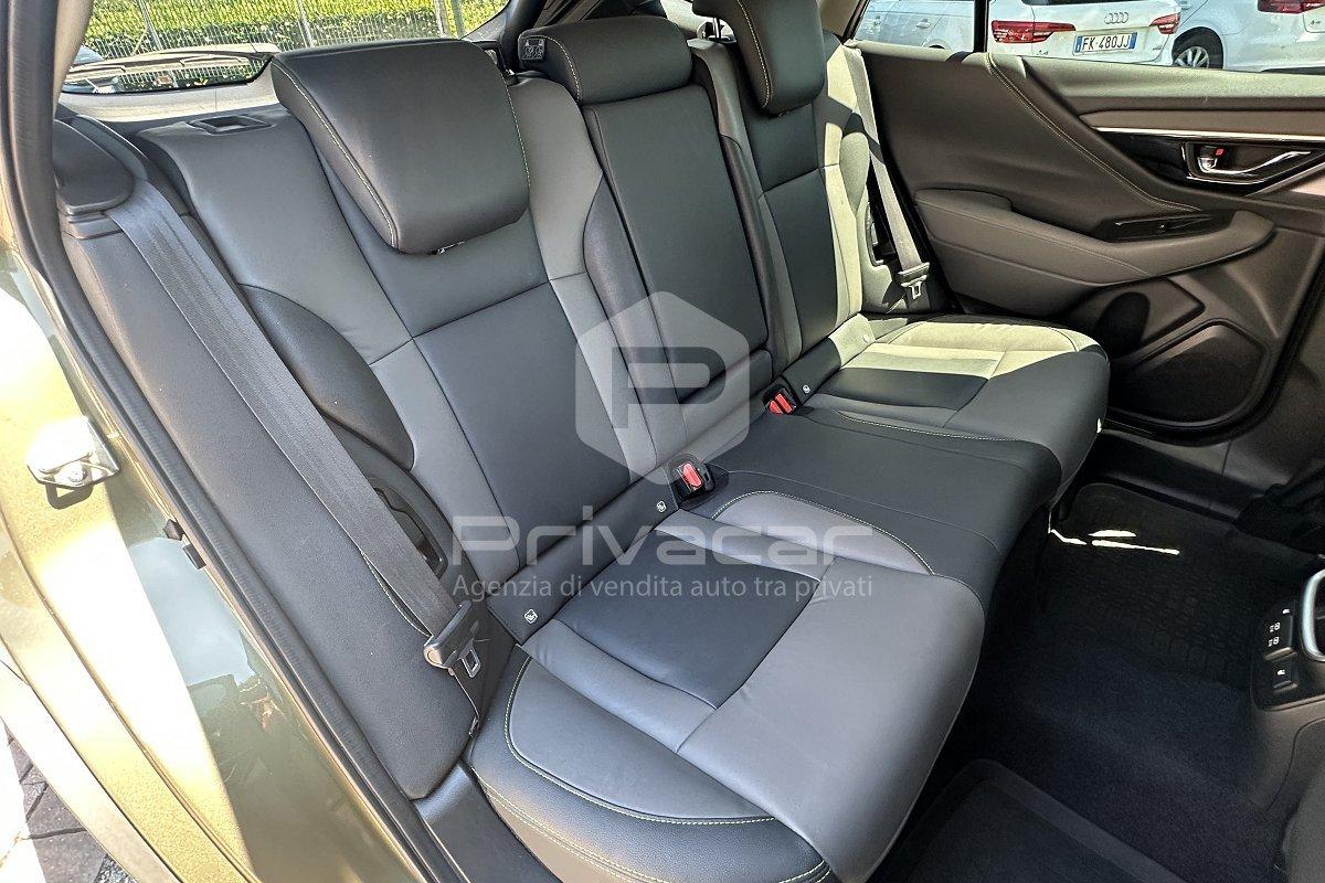 SUBARU Outback 2.5i Lineartronic 4dventure