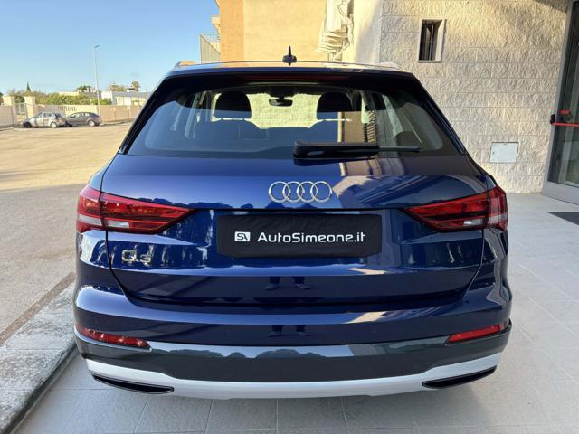 AUDI Q3 35 2.0 TDI S tronic Business Advanced COCKPIT