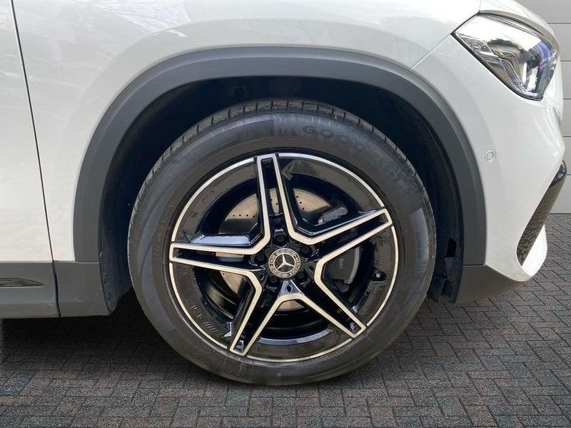 Mercedes-Benz GLA 200 d Premium auto