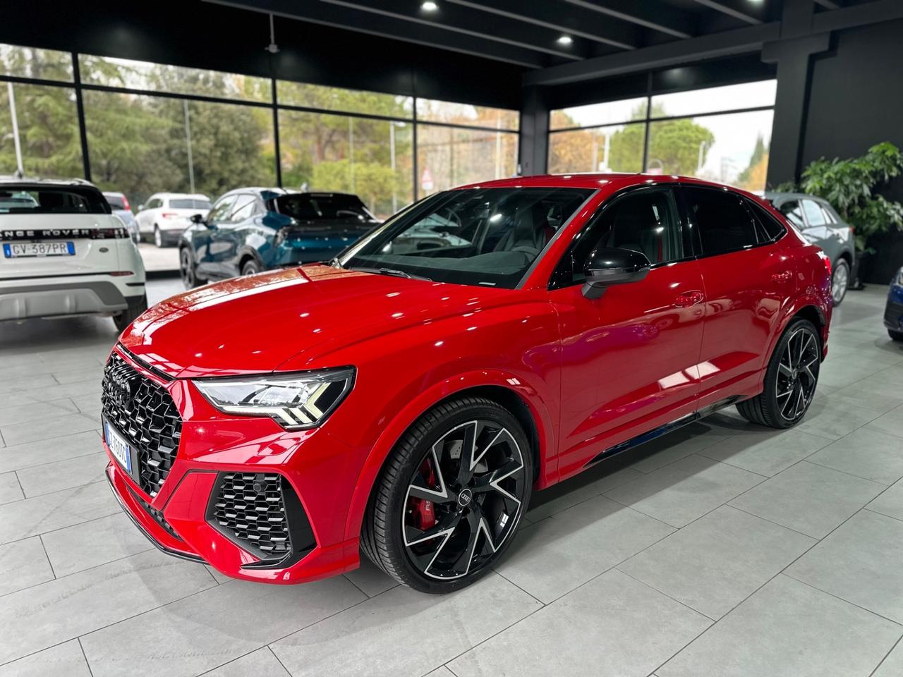 Audi Q3 RS SPB quattro S tronic identity black