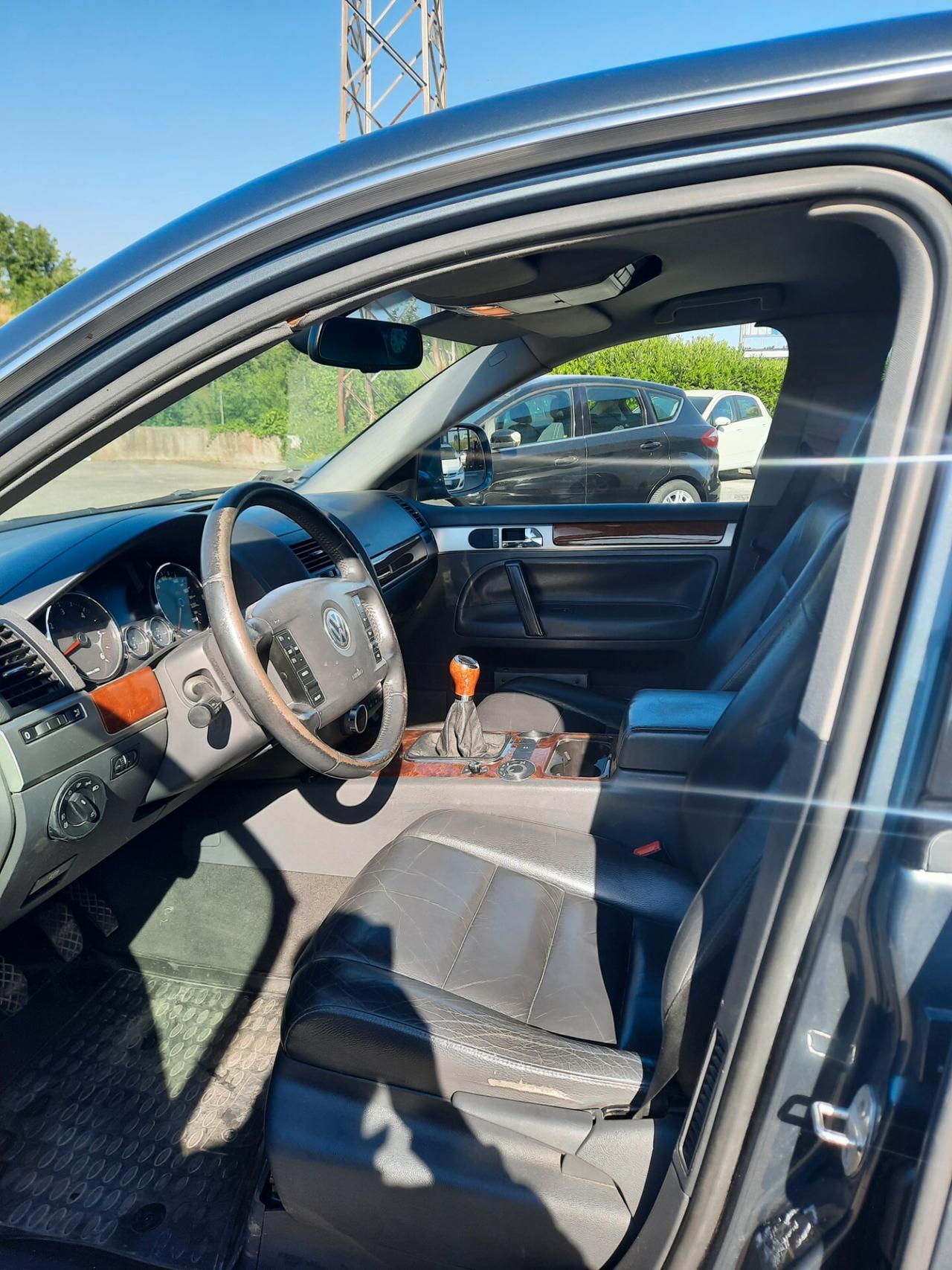 Volkswagen Touareg 3.0/240CV V6 TDI DPF Exclusive