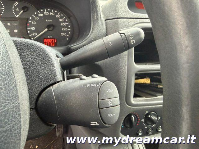 RENAULT Clio 1.2 cat 5 porte Expression