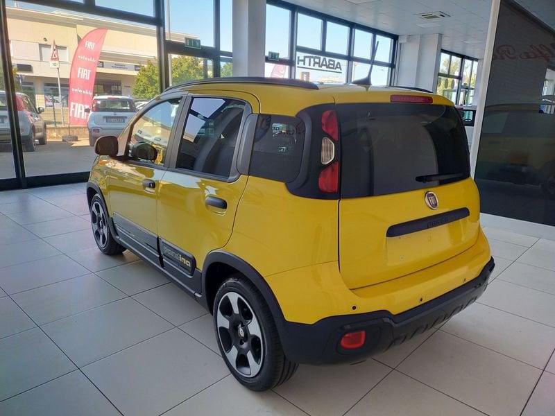 FIAT Panda 1.0 FireFly S&S Hybrid Pandina NUOVA