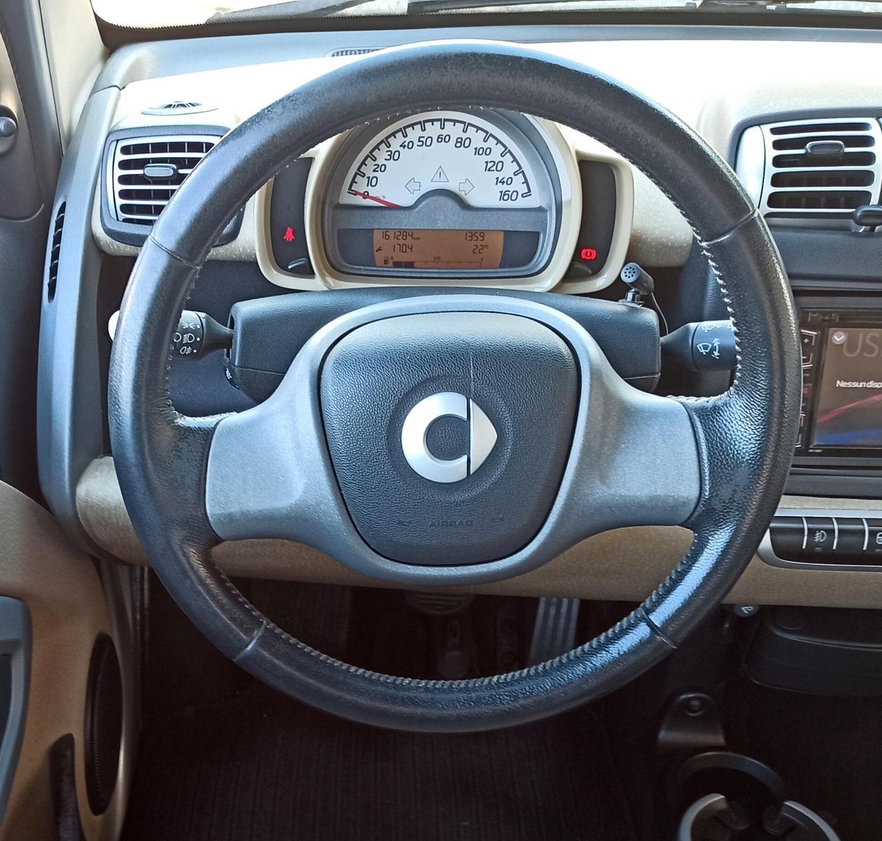 Smart ForTwo 1000 52 kW MHD coupé passion