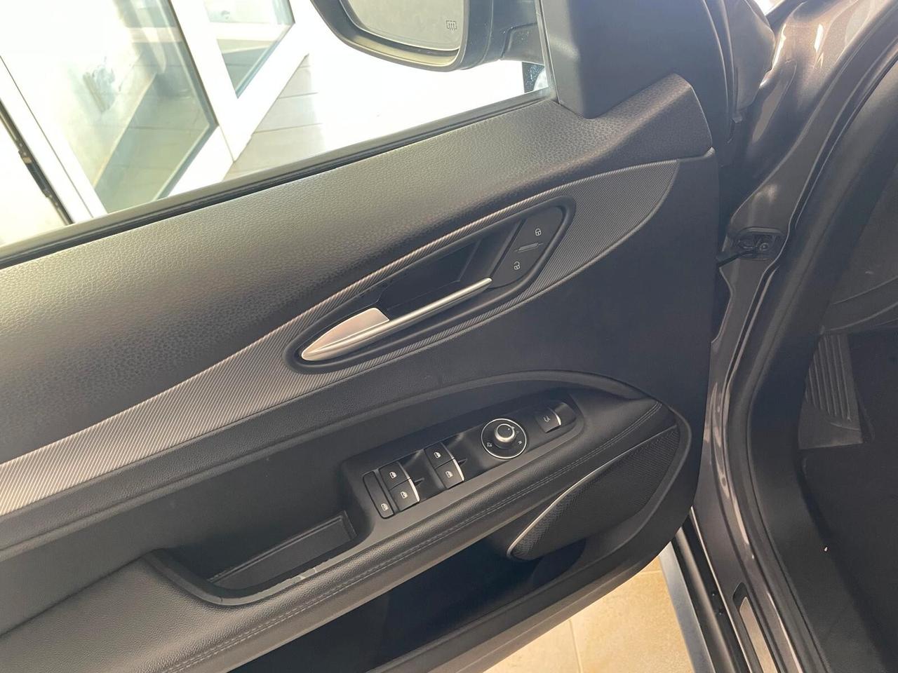 Alfa Romeo Stelvio 2.2 190Cv AT8 Q4 Sprint 2022