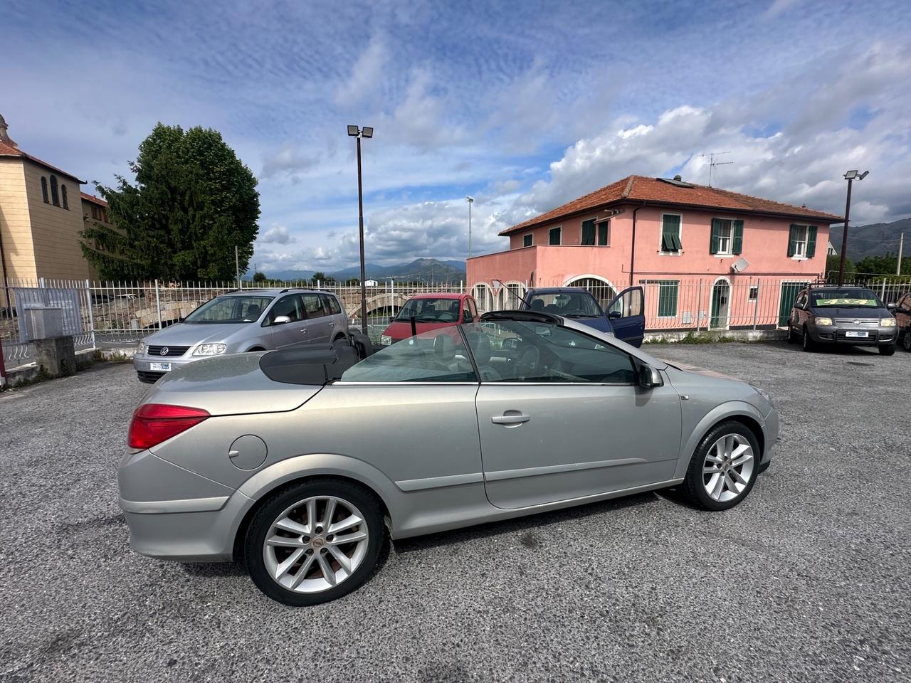Opel Astra TwinTop 1.6 16V Twinport Enjoy