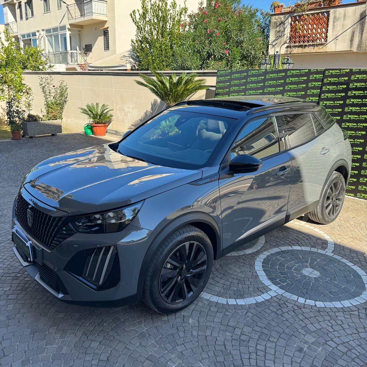 Peugeot 2008 Hybrid GT