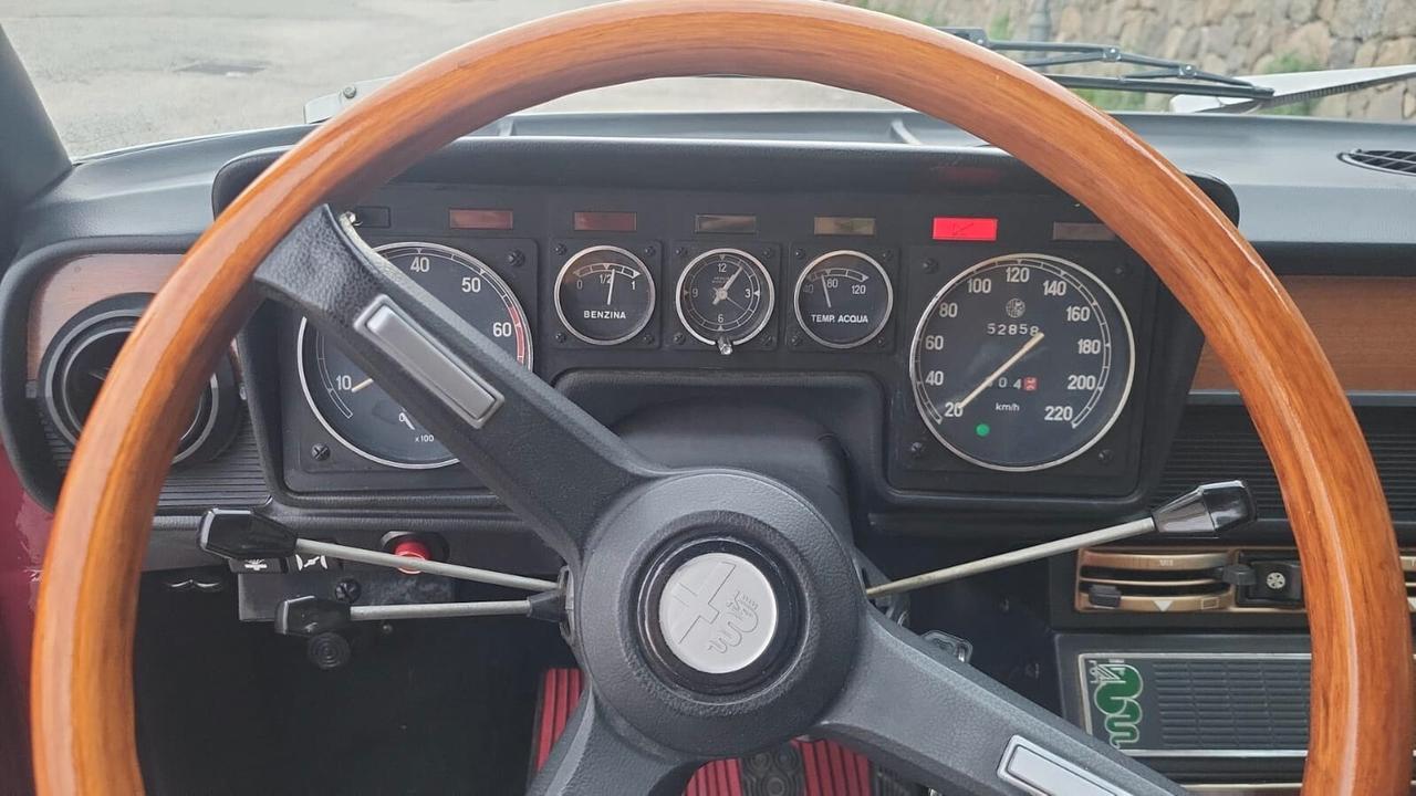 Alfa Romeo Alfetta 1.8