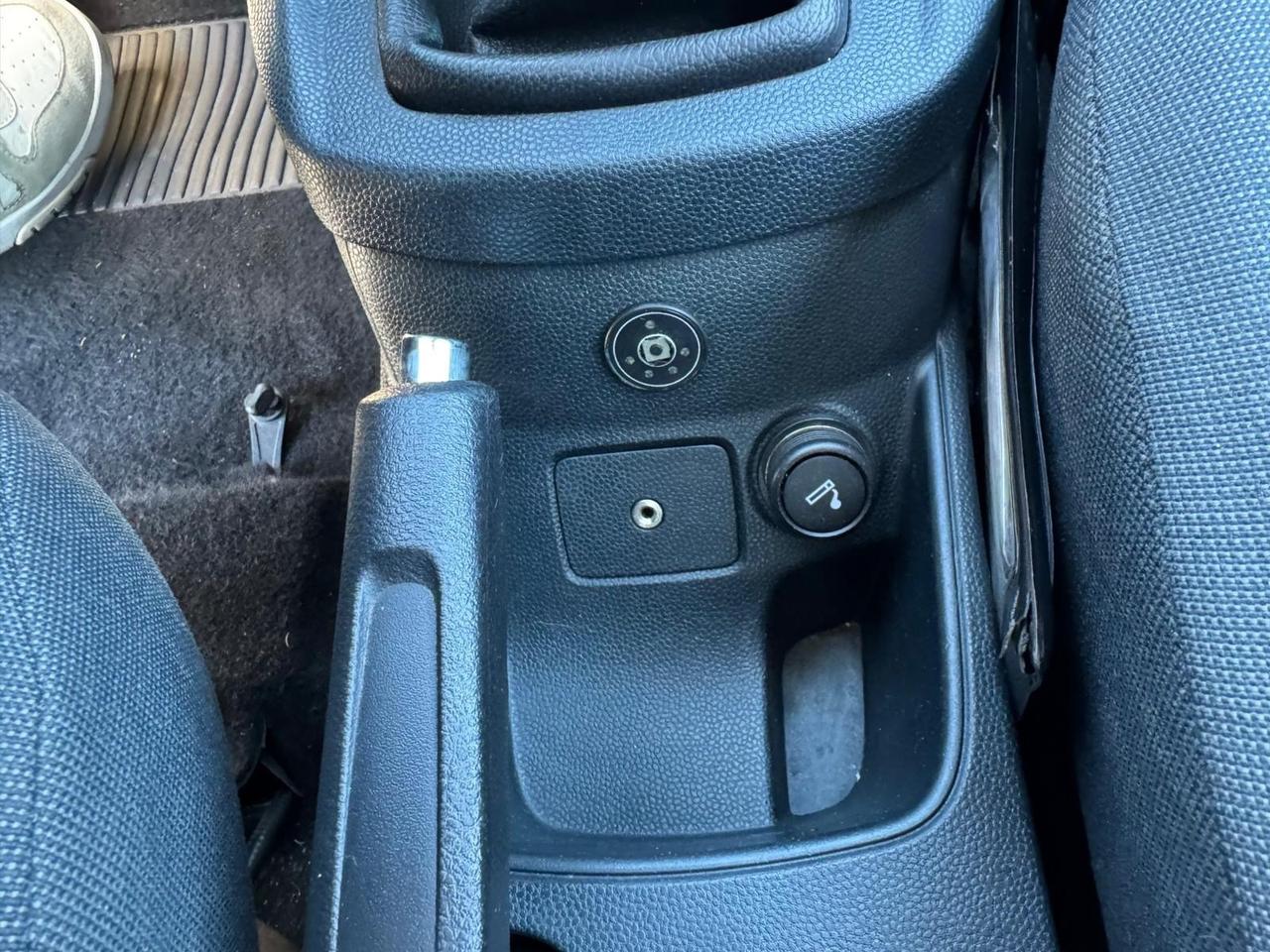Ford Fiesta 1.4 3 porte Bz.- GPL