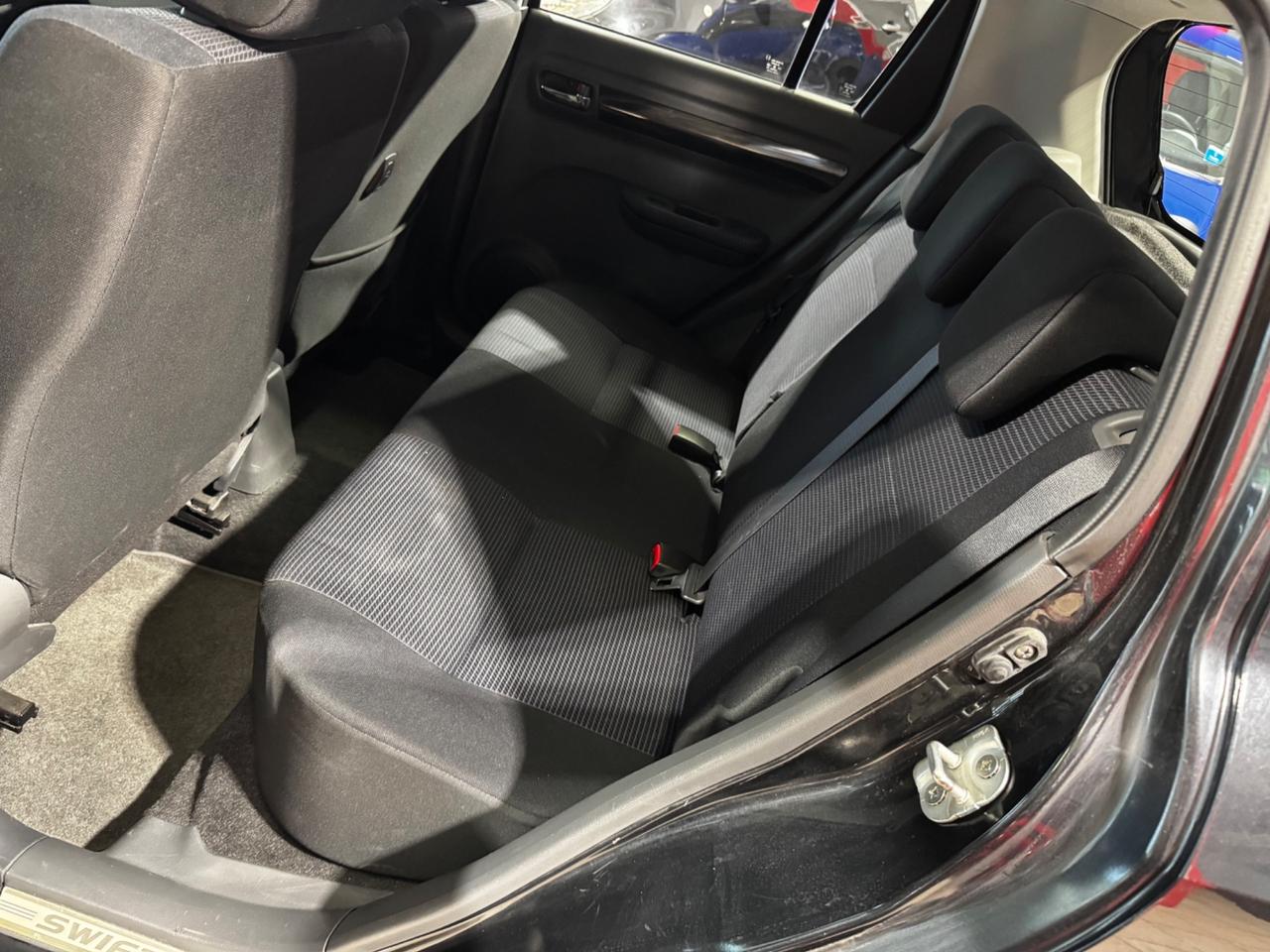 Suzuki Swift 1.3 4x4 5p. Outdoor Line GL