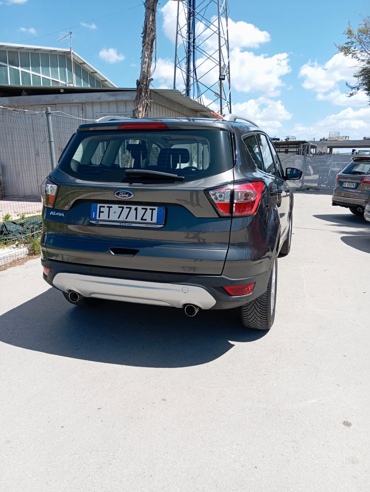 Ford Kuga 1.5 TDCI 120 CV S&S 2WD Business