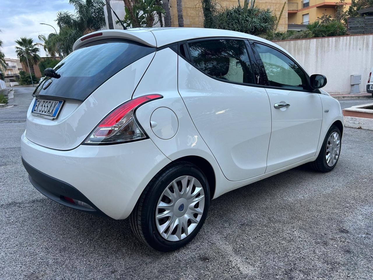 Lancia Ypsilon 1.2 benz ideale per neo patentati