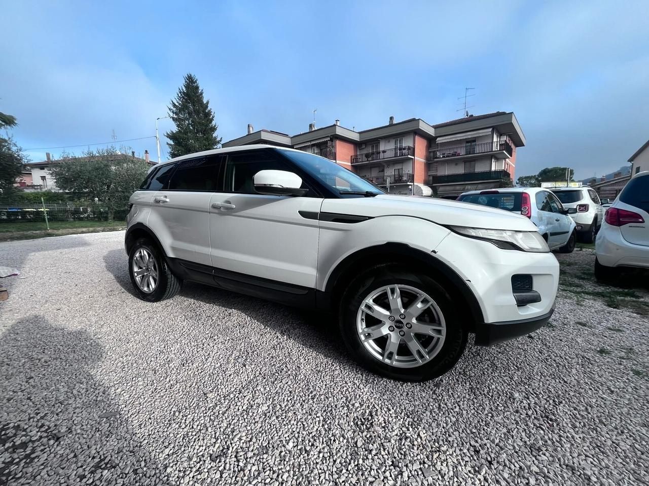 Land Rover Range Evoque 2.2 TD4 5p. Prestige
