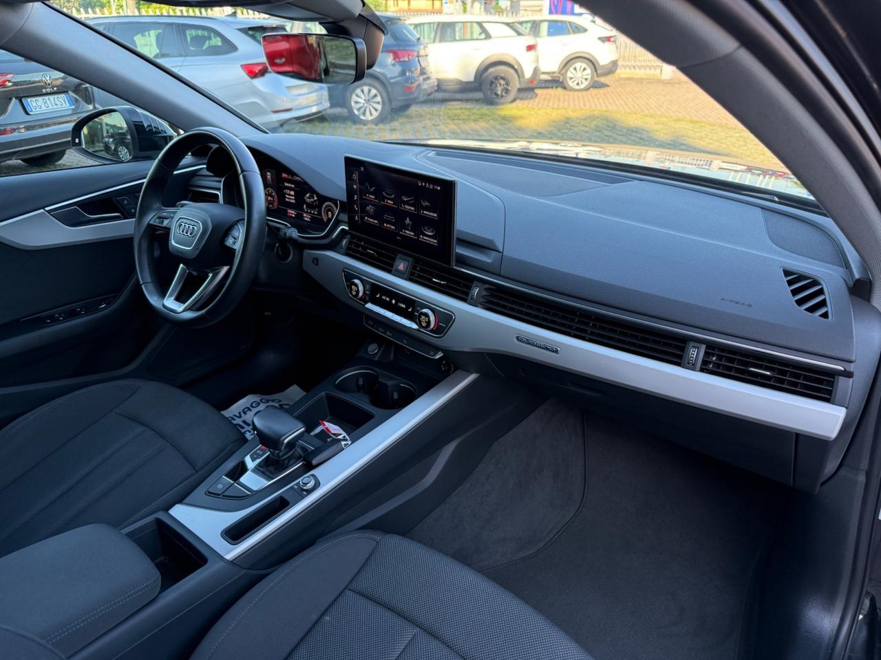Audi A4 Avant 40 TDI quattro S tronic Business Advanced