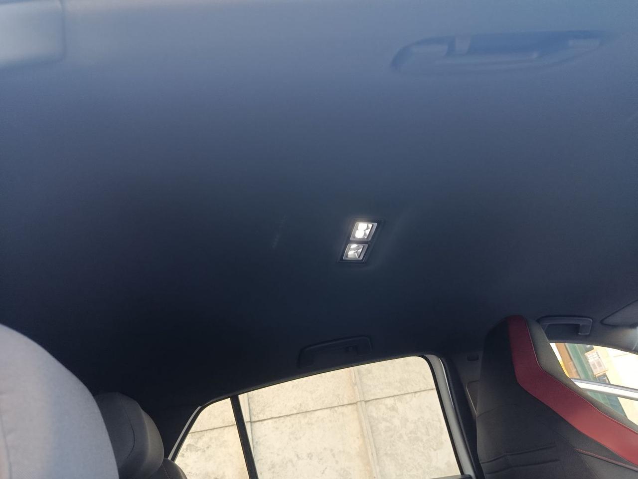 Volkswagen Golf Ultimate 2.0 TSI GTI #10337