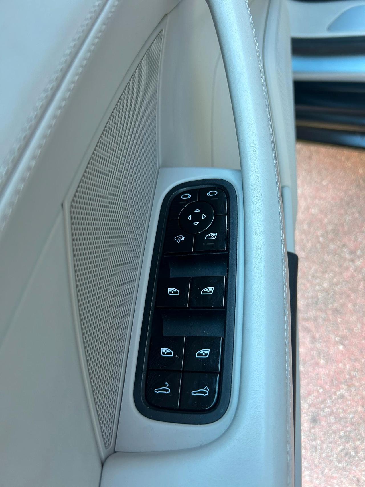 Porsche Panamera Sport Turismo 2.9 4 10 years Edition auto