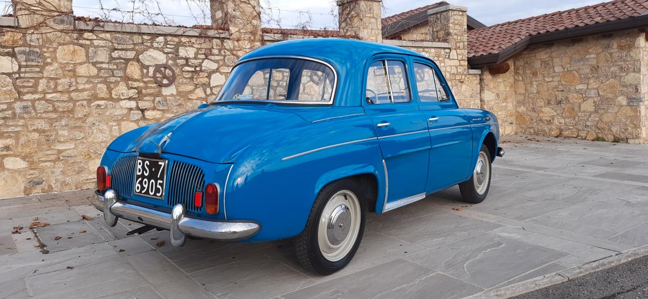 Alfa Romeo Dauphine 3 marce (R 1090)