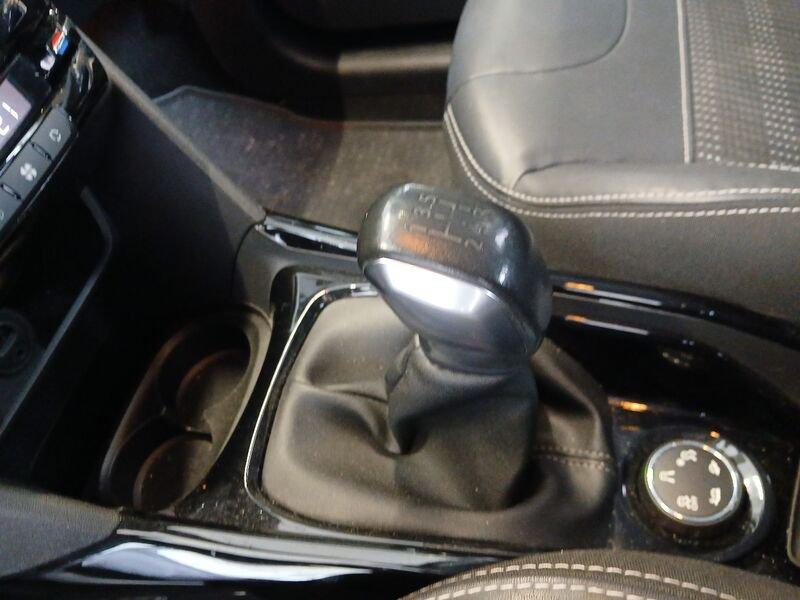 Peugeot 2008 1.6 bluehdi Allure 100cv my16