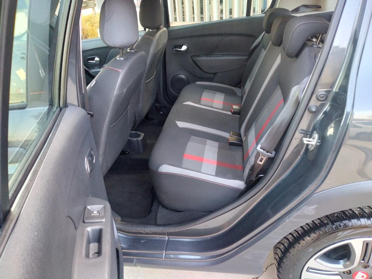 Dacia Sandero Stepway 1.5 Blue dCi 95 CV Techroad