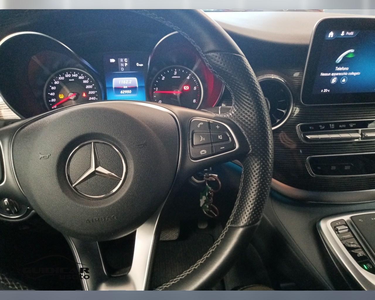 Mercedes-Benz Classe V - W447 2019 Extralong - V Extralong 250 d Premium auto
