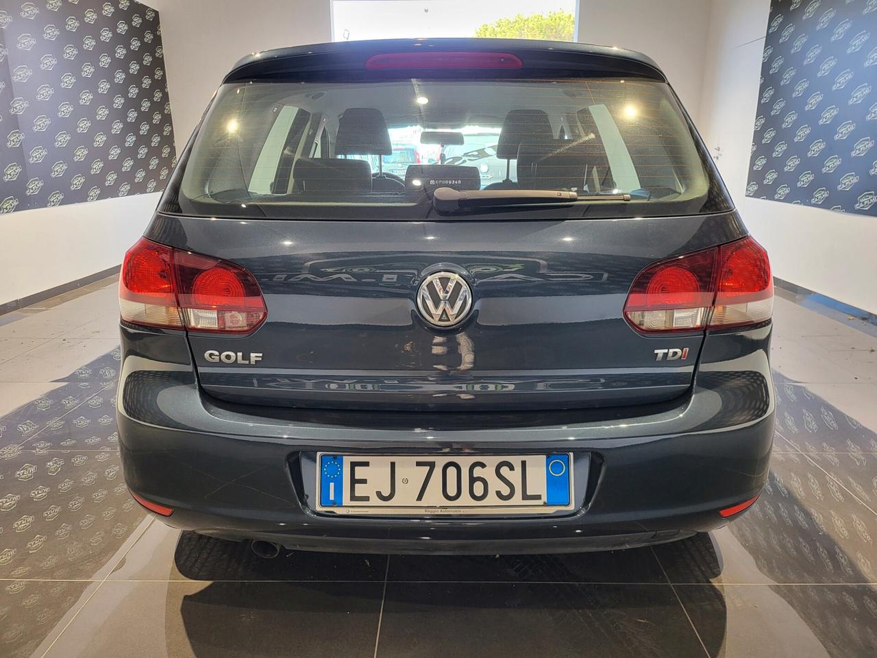Volkswagen Golf - 2011 1.6 TDI 105 cv Highline