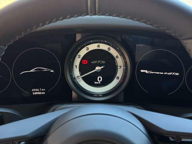Porsche 992 911 Coupe 3.0 Carrera 4 GTS auto