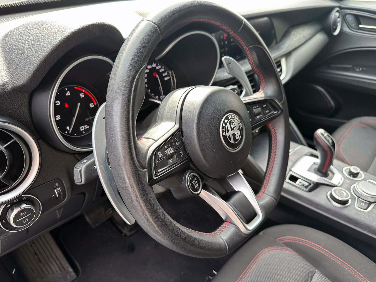 Alfa Romeo Stelvio 2.2 Turbodiesel 160 CV AT8 RWD Business