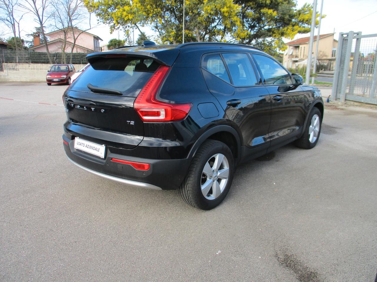 Volvo XC40 T2 automatico Essential