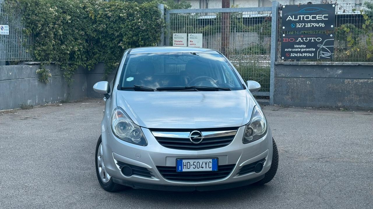 Opel Corsa 1.2 5 porte Sport