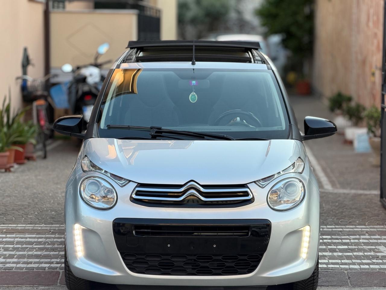 Citroen C1 PureTech 82 5 porte Shine