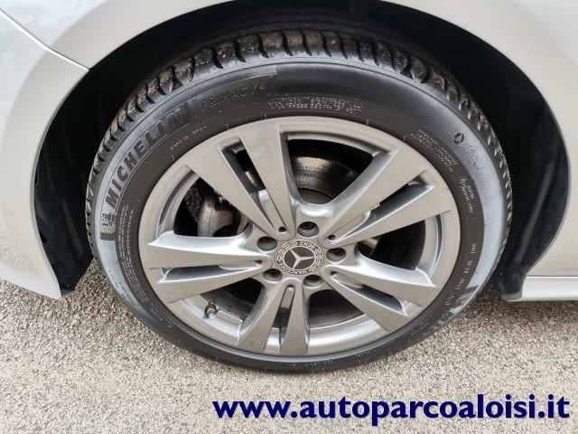MERCEDES-BENZ A 180 d Business