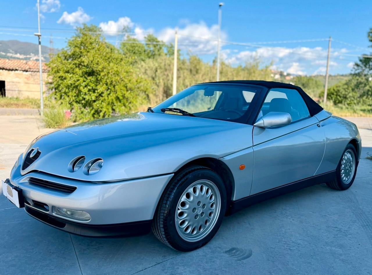 Alfa Romeo GTV Spider 2.0i 16V Twin Spark cat L