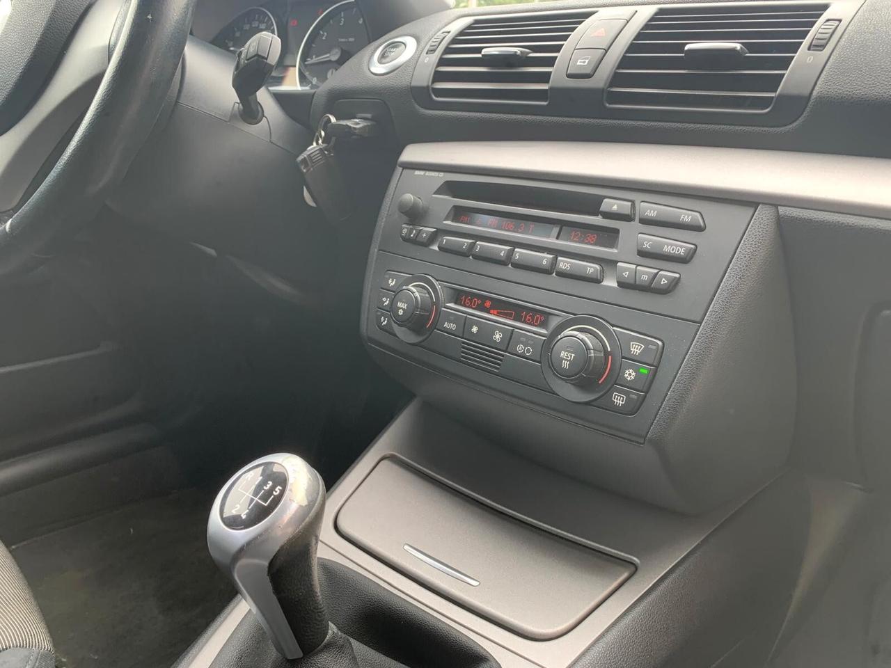 Bmw E87 116i 5p. Neopatentati