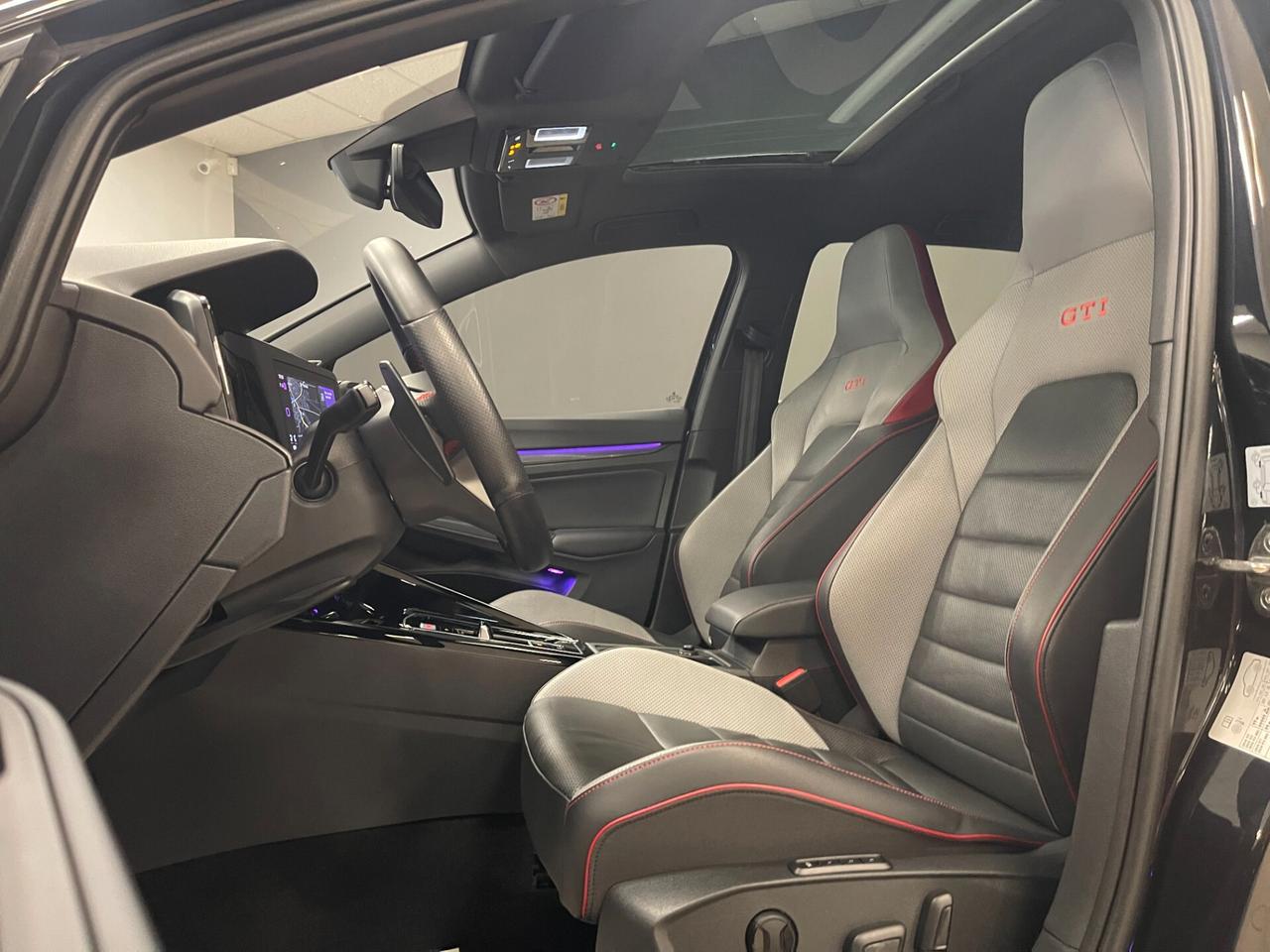 Volkswagen Golf 8 GTI 2.0 TSI 245cv DSG